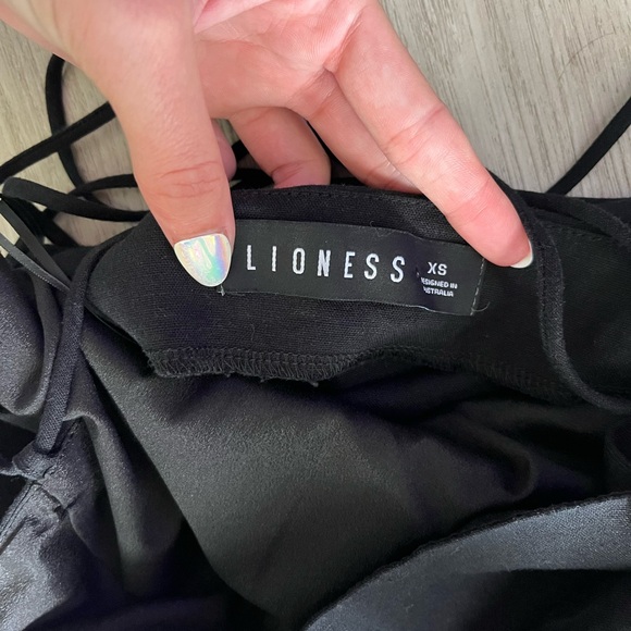 Lioness The Vivien Dress - Picture 7 of 10